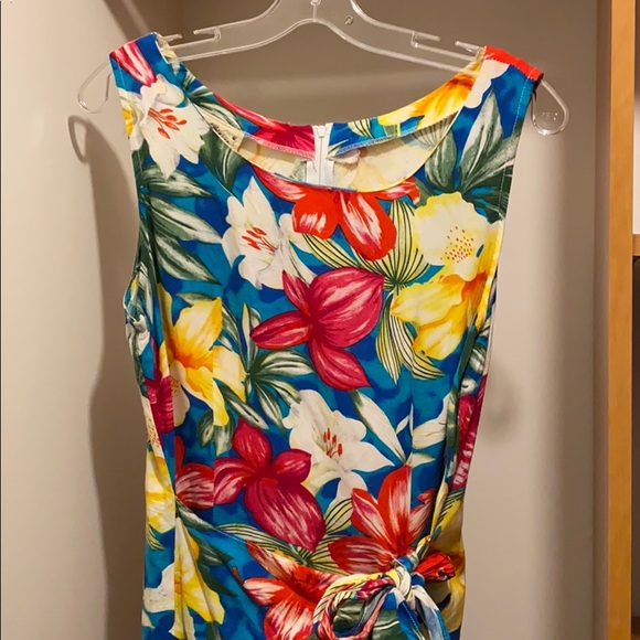 Vintage Summer Dress - Picture 2 of 10
